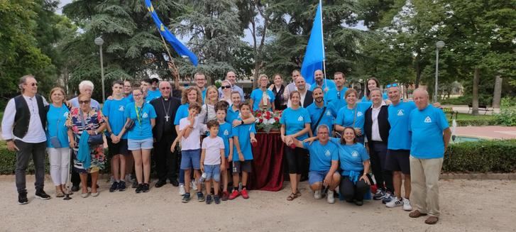 La Santina procesionó por la calles de Azuqueca