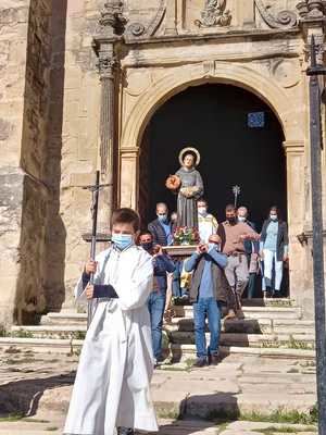 Dos años después, San Diego de Alcalá, sale en procesión por las calles de la villa