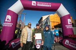 Más de 350 corredores en la quinta edición de la San Silvestre de Guadalajara