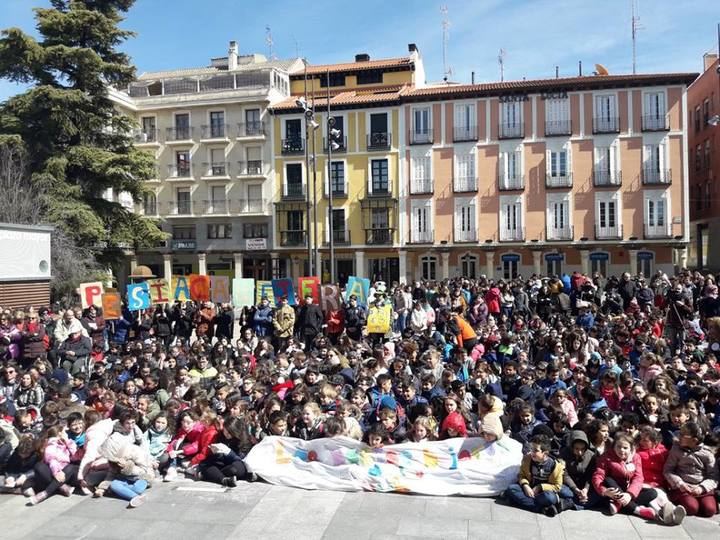 Agradecimiento del Seminario de Literatura Infantil y Juvenil a la ciudad de Guadalajara