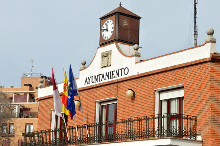Adjudicado el contrato de los servicios jurídicos municipales del Ayuntamiento de Azuqueca