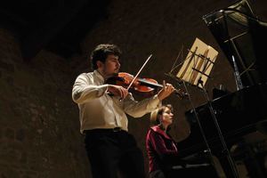 Un brillante concierto de piano en Sigüenza, y de viola con piano, cierra el año musical de Bell´Arte Europa