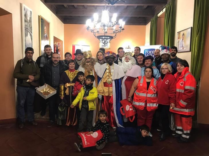Sigüenza despide multitudinariamente la Navidad, con el soniquete de la dulzaina de San Vicente