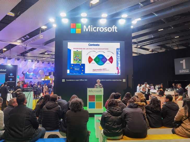 El colegio Marista Champagnat de Guadalajara presenta su proyecto digital en el SIMO EDUCACION