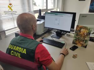 La Guardia Civil detiene en Azuqueca a una persona por simulación de un robo para obtener una indemnización del seguro
