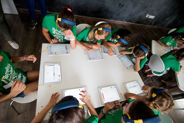 Matemáticas, programación, robótica y experimentos científicos para divertirse en verano con Smartick