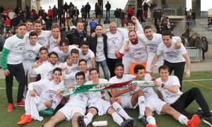 El alcalde expresa el apoyo municipal a la Directiva del Sporting Cabanillas, y pide que el club siga en manos de sus socios