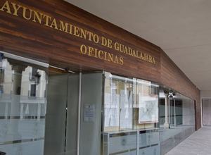 El Ayuntamiento de Guadalajara no cobrará por la instalación de terrazas y amplía el horario permitido durante el fin de semana en una hora más