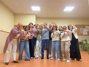 El programa TEI avanza con la entrega de placas y la formación docente contra el acoso escolar