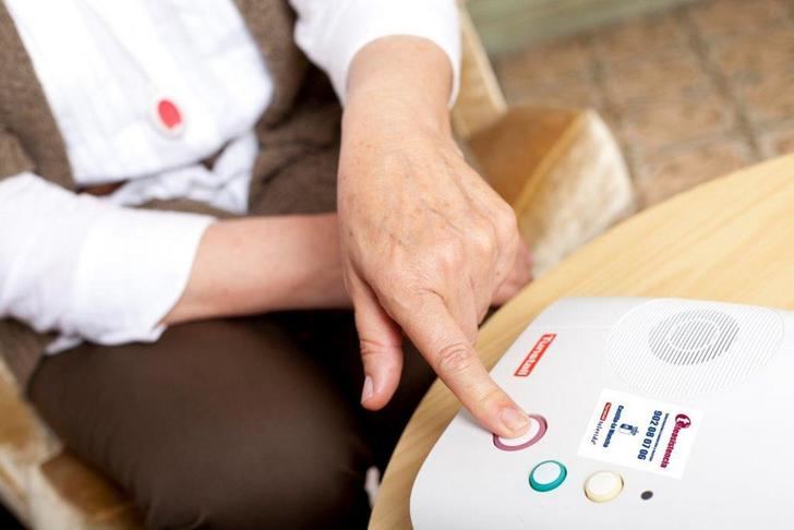 Bienestar Social alerta de varios robos a personas usuarias de la Teleasistencia cometidos por personas que se identifican como personal del servicio