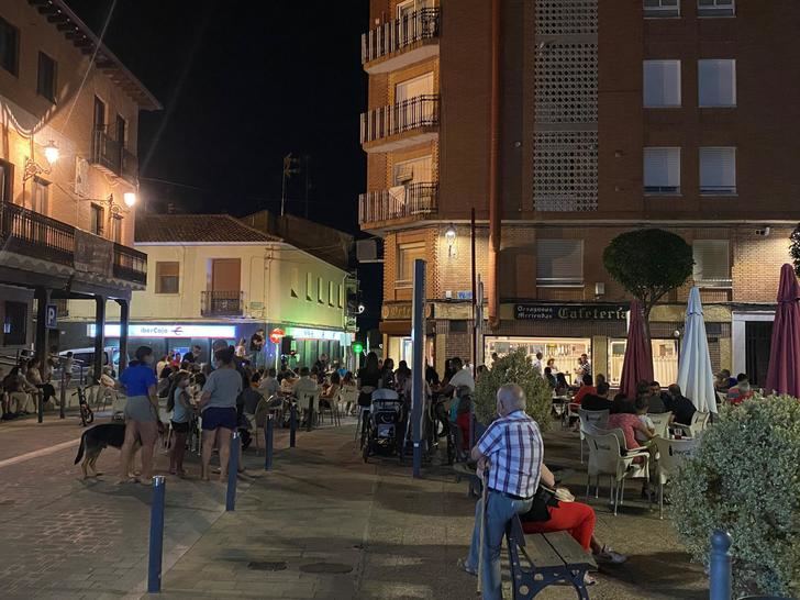 Terraceando volvió a llenar de música y buen ambiente la noche de Yunquera de Henares