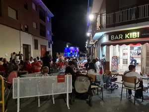 La iniciativa Terraceando llena la primera de las terrazas de los establecimientos hosteleros de Yunquera de Henares