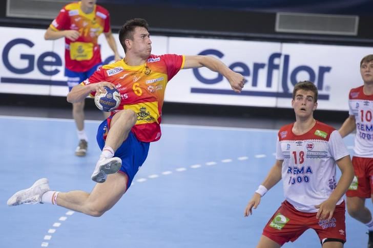 COMUNICADO OFICIAL: Tito Díaz nuevo lateral izquierdo del Quabit para la temporada 2020/21