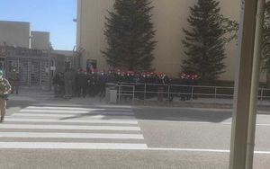 Más de 200 trabajadores expresan a la dirección de la central de Trillo su rechazo a los abusos patronales recientes