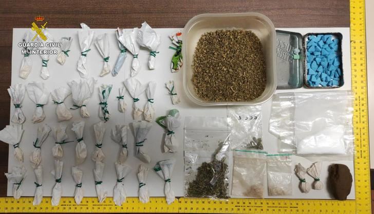 Detenidas dos personas de 22 y 23 años en Torremocha del Campo por tráfico de drogas