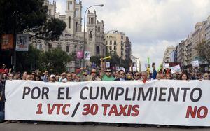 Los taxistas denuncian que &#34;la proporci&#243;n de licencias de VTC empieza a ser preocupante en Guadalajara&#34;