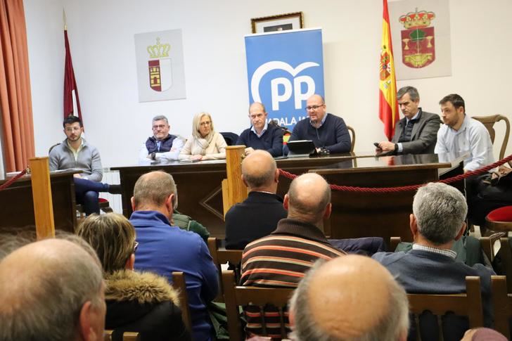 Los pueblos de la zona de Pareja reclaman servicios justos y que el Gobierno finalice de una vez la tubería de Morillejo para garantizar el suministro de agua