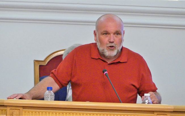 IU no cree que los planes de empleo sean la solución cuando C-LM mantiene una tasa estructural de pobreza de más de 30%