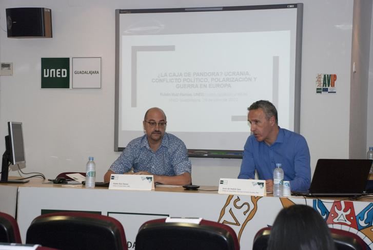 Finaliza con éxito el Curso de Verano en la UNED de Guadalajara sobre la Crisis de la Democracia