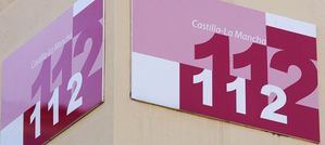 Trasladan a una trabajadora de 61 años al hospital tras caerle una losa de escayola del techo en Puertollano