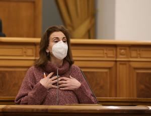 La diputada médica de Ciudadanos recrimina a Page que “la incidencia el 21 de diciembre era de 277,24 casos por cada 100.000 habitantes y hemos pasado a más de 1.000 casos por cada 100.000 habitantes”