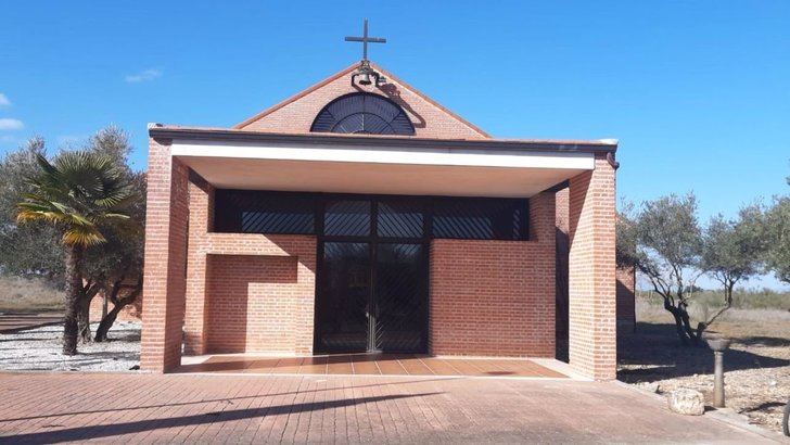 Sustraen el copón de la ermita de Usanos y ocasionan importantes destrozos
