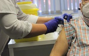 La campaña de vacunación de gripe y covid comenzará a finales de septiembre