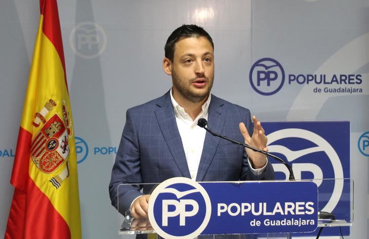 Vara pide en Guadalajara a Page que apueste por la natalidad 