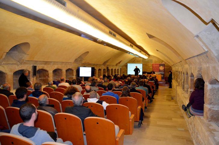 Varroa y avispa asiática concentran las últimas conferencias de esta XXXVIII Feria Apícola de Pastrana