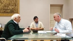 El presidente de la Diputación, José Luis Vega, atiende las demandas de las E.A.T.I.M.