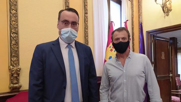 VOX tilda de “sectarios los presupuestos municipales aprobados por PSOE y Ciudadanos porque olvidan y traicionan a los guadalajareños”