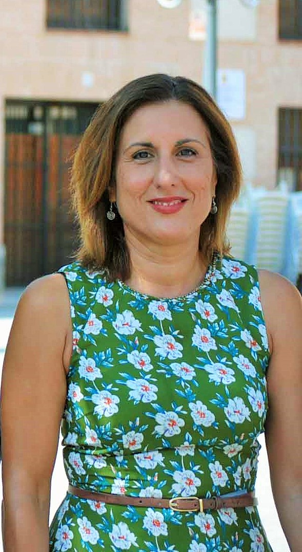 Yolanda Ramírez mantiene su exigencia de acometer con carácter urgente un Plan de Mantenimiento Vial en el Casar-Mesones