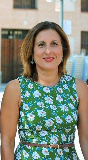 Yolanda Ramírez mantiene su exigencia de acometer con carácter urgente un Plan de Mantenimiento Vial en el Casar-Mesones