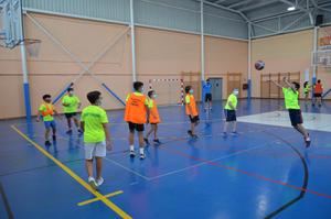 El Pabellón Municipal José Luis Viejo acogió un año más el Campus del CDE Basket Yunquera