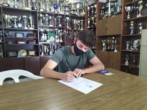 Otro joven refuerzo para el Club Deportivo Yunquera en el centro del campo