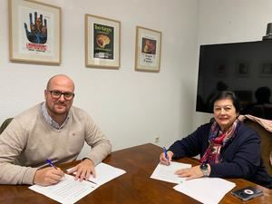 El Ayuntamiento de Yunquera de Henares firma un nuevo convenio con C&#225;ritas para &#34;Comida sobre Ruedas&#34;
