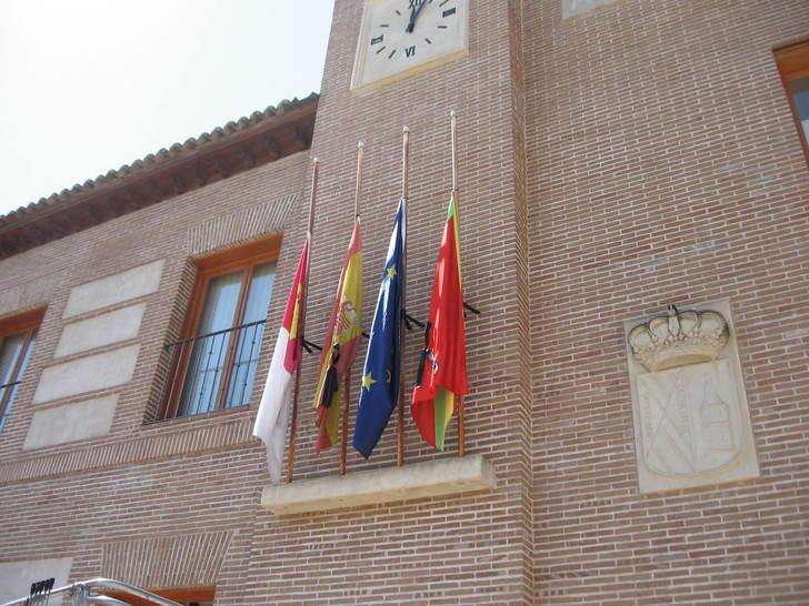 El Ayuntamiento de Yunquera de Henares decreta el luto oficial por las víctimas del coronavirus