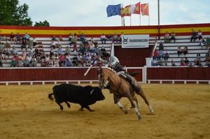 Leonardo y Andy Cartagena brindan una magnífica Corrida de Rejones en Yunquera de Henares