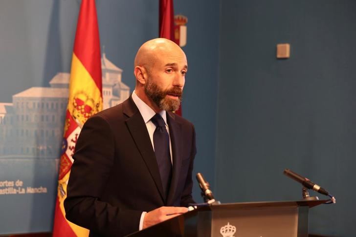 Zapata (CS) : “La soberbia de este Gobierno (el de Page) le lleva a desoír los avisos de desaceleración y a no aprender de los errores del pasado”