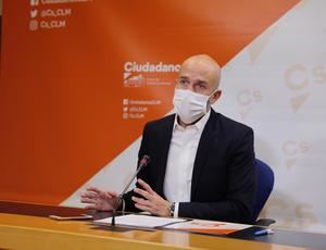 Cs pide a Page aclararse: “Por qué en Castilla-La Mancha el PSOE defiende una Ley antiocupación y luego en el Congreso la votan en contra sus diputados nacionales”