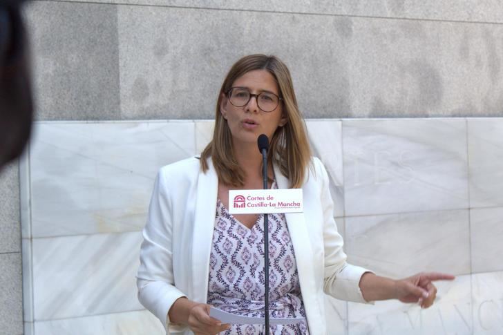 Agudo pide a Page rotundidad contra Sánchez en las instituciones y no buscar entrevistas cómodas para dar titulares llamativos y vacíos