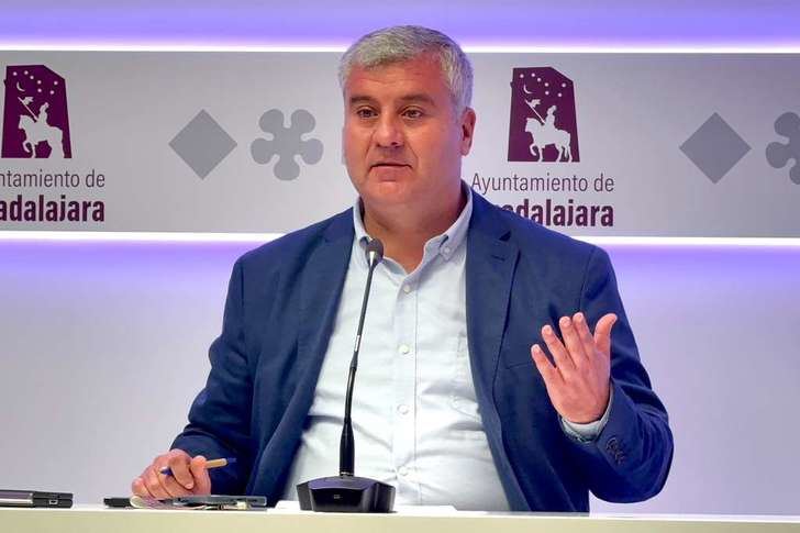 El PP Guadalajara critica al PSOE por intentar responsabilizar el Gobierno municipal de las subida de la tasa de basura