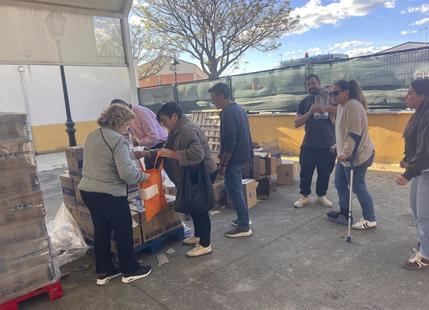 Alovera entregó más de 10.000 litros de agua a los vecinos y recuperó el suministro en el mismo día