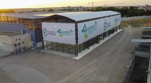 Abiertas al uso las nuevas pistas cubiertas de pádel en Alovera