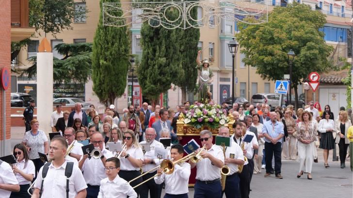 Alovera celebra San Miguel con pintura, cultura, gastronomía y diversión.