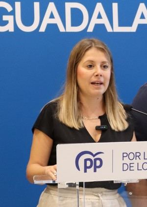 Asenjo: Lo que quieren los ciudadanos es transparencia en el caso de la repentina dimisión del portavoz socialista de Yebes, no amenazas del PSOE de Bellido