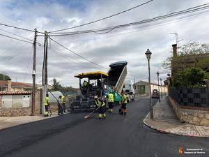 El Ayuntamiento de Yunquera continúa avanzando con el Plan de Asfaltado en su 8ª fase, con la renovación de la calle La Soledad y la calle Real