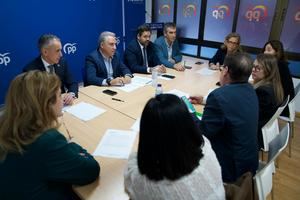 Bendodo pide a Page que cese al consejero de Sanidad, que tome medidas y refuerce una sanidad que tiene aviso de derribo en Castilla-La Mancha