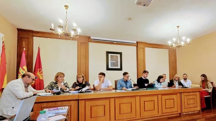 Brihuega optimiza el turismo de la lavanda con nuevas ordenanzas para el tráfico, los monumentos y los aparcamientos