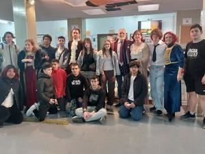 El delegado de Educación felicita al alumnado del IES Buero Vallejo y le anima a seguir aprendiendo a lo largo de toda su vida